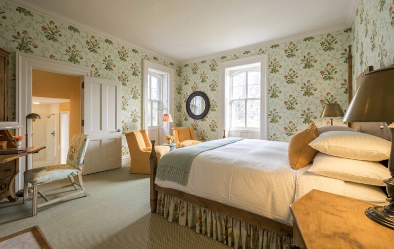 The Ultimate American Road Trip This Fall + Where To Stay E.B. Morgan House Room Five